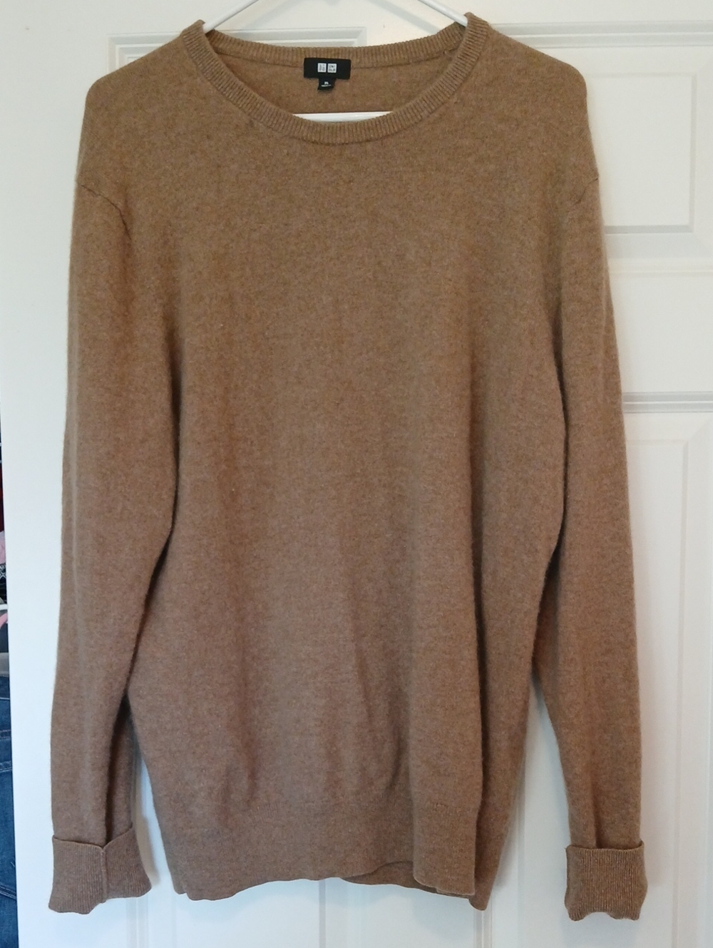 UNIQLO Crewneck Sweater in Camel